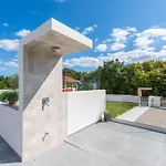 Casa Mara Mit Beheiztem Pool By Interhome *